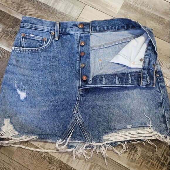 Agolde Quinn High Rise Distressed Denim Mini Skirt Size 27 - Picture 4 of 7